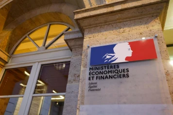 Réduction des Dépenses de l'État Français en Janvier 2025 : Analyse des Impacts