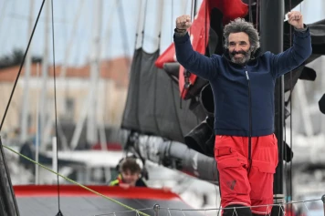 Denis Van Weynbergh : Un parcours héroïque au Vendée Globe 2025