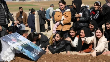 Hommage à une jeune femme alaouite tuée : Témoignages poignants de la violence en Syrie