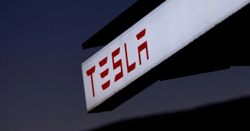 Chute de la capitalisation boursière de Tesla : Analyse des causes et perspectives