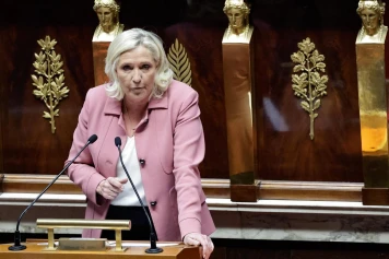 Rassemblement National et la Guerre en Ukraine : Silence et Critiques de Marine Le Pen