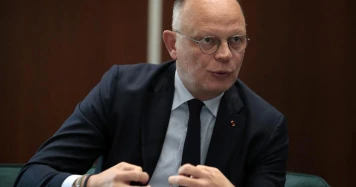Édouard Philippe : Vers un Pilier Européen de l'Otan et des Réformes Défensives
