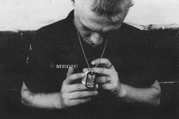 Jesse Glazzard : Photographe Londonien Raconte les Histoires des Soldats Ukrainiens LGBTQ+
