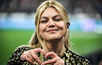 Louane présente 'Maman' au Stade de France : un avant-goût de l'Eurovision 2025