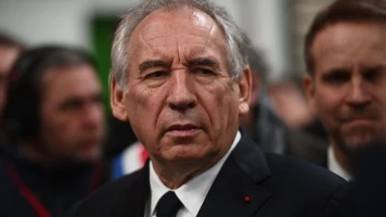 François Bayrou : Regrets sur la réforme des retraites et enjeux géopolitiques