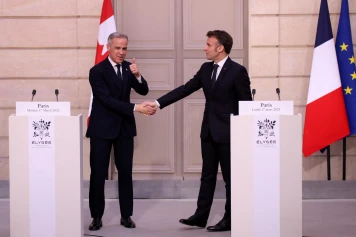 Renforcement des liens Canada-France : Mark Carney rencontre Emmanuel Macron