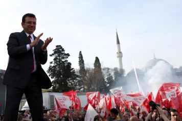 Arrestation d'Ekrem Imamoglu : Enquête pour corruption et liens avec le terrorisme