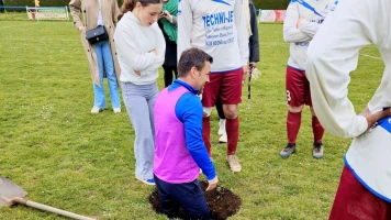Un Match de Football Mémorable : L'AS Ingrandes et le Trou Étrange