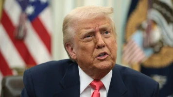 Trump publie une vidéo de frappes contre les Houthis avec le message 'oups' sur Truth Social