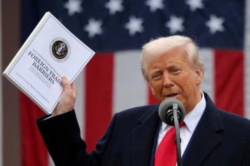 Trump annonce de nouveaux droits de douane : l'économie américaine en alerte