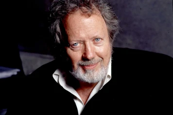 Hommage à John Nelson : Le Chef d'Orchestre qui a Révolutionné l'Opéra