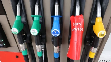 Impact des Annonces de Donald Trump sur les Marchés Financiers et le Prix du Pétrole