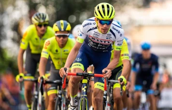 Yoann Offredo : un ancien champion de cyclisme face à la menace de la cécité