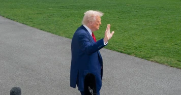 Chaos à Washington D.C. : Les Annonces de Trump Plongent le Parlement dans l'Incertitude