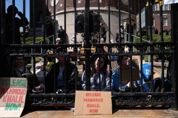 Université Columbia : Manifestations pour Mahmoud Khalil, étudiant propalestinien détenu