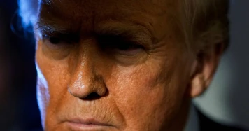 Donald Trump au Festival du Livre de Paris : Le Justicier du Peuple