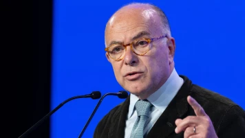 Bernard Cazeneuve appelle à l'unité de la gauche face au Rassemblement national
