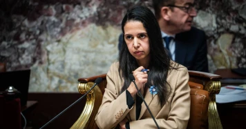 Naïma Moutchou : Victime d'une attaque raciste, elle porte plainte et défend ses valeurs