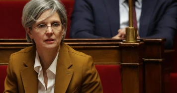 Conflit entre Olivier Andriès et Sandrine Rousseau : L'Avenir de l'Aviation en Débat