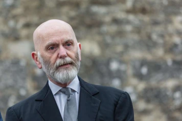 Renaud Camus : Rejet de sa demande d'ETA pour le Royaume-Uni