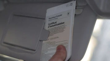 Fin des réductions sur les cartes grises pour les véhicules électriques en France