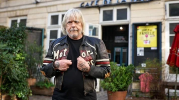 Renaud : 50 ans de 'Amoureux de Paname' et un parcours toujours actif