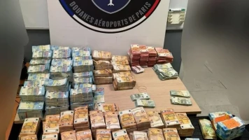 Arrestation à Roissy : 3 millions d'euros saisis, un réseau de blanchiment démantelé