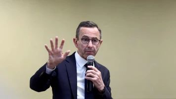 Bruno Retailleau sous le feu des critiques : Retard controversé sur les lieux d'un meurtre