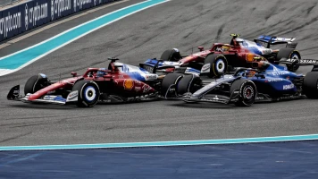 Lewis Hamilton exprime son mécontentement lors du Grand Prix de Miami 2025