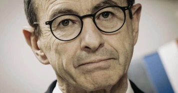 Nouvelles restrictions sur la naturalisation en France : Quelles conséquences en 2024 ?