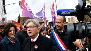Enquête sur la Machine Politique Insoumise : Stratégies et Dynamiques Révélées