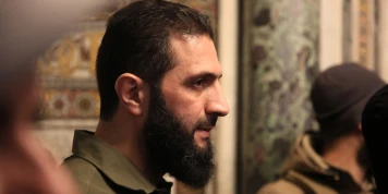 Rencontre Macron-Al-Charaa : Inquiétudes sur le passé djihadiste du nouveau président syrien