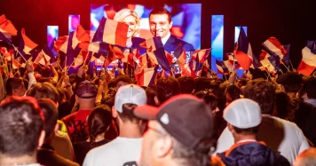 Crise au Rassemblement National : Analyse des Dysfonctionnements Internes Suite à la Condamnation de Marine Le Pen