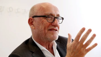 Controverse autour du livre 'La Meute' : Mélenchon, Jakubowicz et les accusations de fascisme