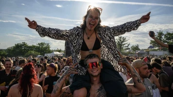 Rave Party Festival : Ambiance Festive et Engagement Écologique en Vallée de la Dordogne
