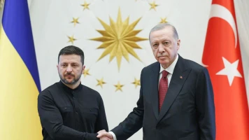 Réunions Trilatérales à Istanbul : Vers un Progrès vers la Paix ?