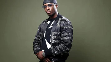 Hommage à Werenoi : le rappeur français qui a marqué la scène musicale