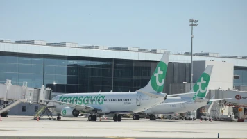 Perturbations massives à l'aéroport d'Orly : 130 vols annulés suite à une panne de contrôle aérien
