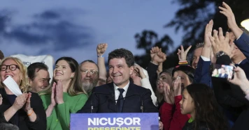 Nicusor Dan Remporte les Élections Présidentielles en Roumanie