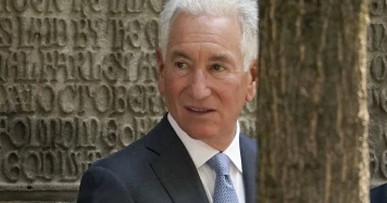 Charles Kushner nouvel ambassadeur des États-Unis en France : un choix controversé