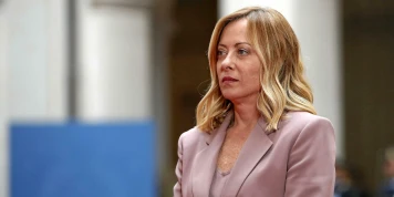 Progrès Économiques de l'Italie : Meloni Satisfait de la Réduction de la Dette