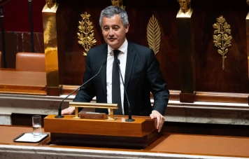 Fin de l'argent liquide en France : Gérald Darmanin face à la délinquance financière