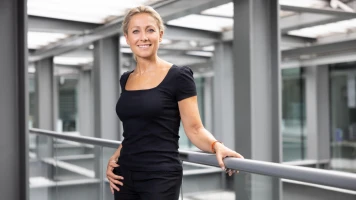 Anne-Sophie Lapix : un départ imminent du 20 Heures de France 2 malgré son engagement