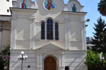 Tensions à l’église orthodoxe Saint-Nicolas-et-Sainte-Alexandra à Nice lors d’un inventaire controversé
