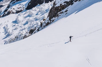Benjamin Védrines bat le record du Mont Blanc aller-retour à ski en moins de 5 heures