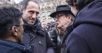 Raphaël Glucksmann refuse de participer à la primaire de gauche : une stratégie pour Mélenchon et La France insoumise