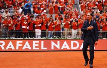 Roland-Garros honore Rafael Nadal : une cérémonie émouvante un an après son départ raté du tournoi