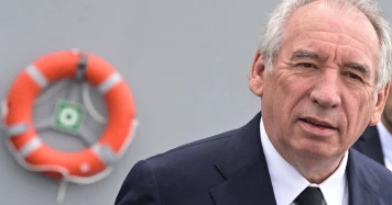 François Bayrou propose le retour de la TVA sociale pour soutenir le financement du travail en France