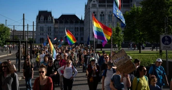 Interdiction de la Marche des Fiertés à Budapest : Une Loi Controversée