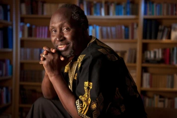 Ngugi wa Thiong’o : Hommage à l’écrivain kényan engagé et défenseur des langues africaines
